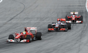 Massa Reckons McLaren's F-Duct Makes Them Favorite in China
