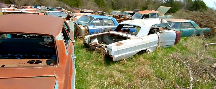 car junkyard in Nebraska