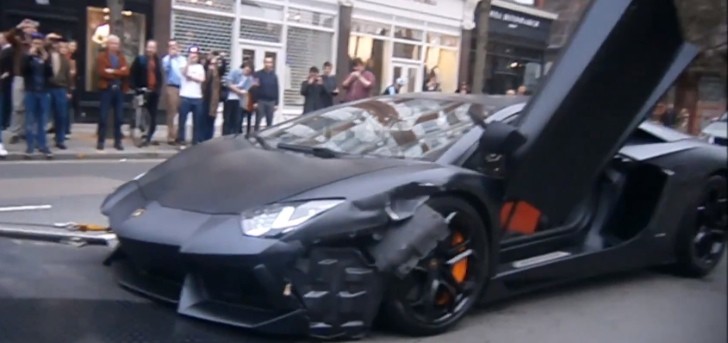 Matte Black Lamborghini Aventador Crashed in London