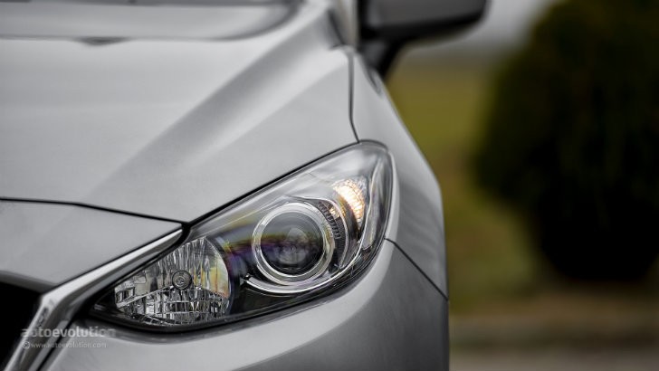 2014 Mazda3 Headlight