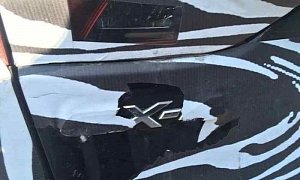Mazda CX-4 Spied in China, Badge Confirms the Name