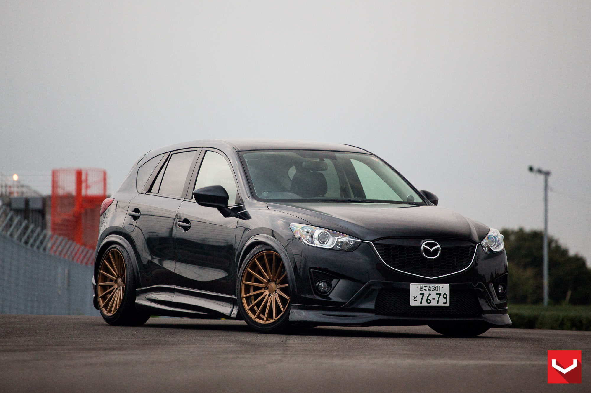https://s1.cdn.autoevolution.com/images/news/mazda-cx-5-tuned-with-vossen-wheels-and-air-suspension-photo-gallery-93288_1.jpg