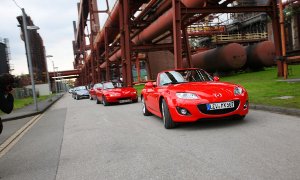 Mazda MX-5 Sets New World Record