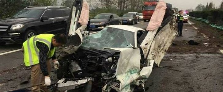 McLaren 570S Wrecked in Chinese Crash