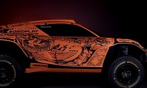 McLaren Reveals Extreme E Off-Road Racer Livery and Historic Driving Choice