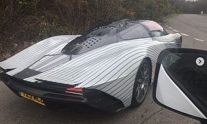 McLaren Speedtail Spotted in The Wild, Looks Like An Airship