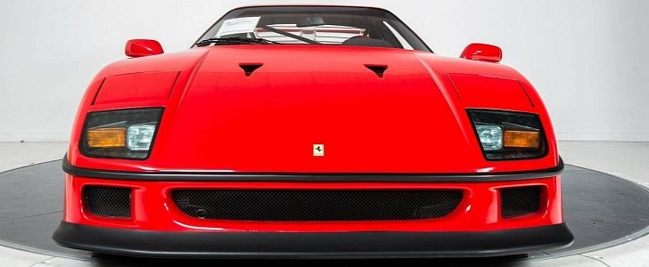 1990 Ferrari F40 