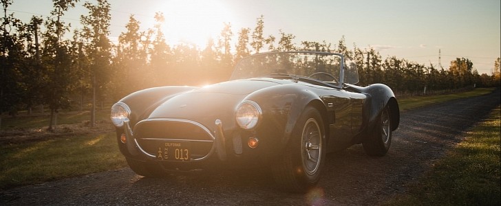 Carroll Shelby’s personal 427 Cobra (CSX3178) sold in Kissimmee for $5.94 million, taking the crown as the most valuable 427 Cobra ever sold at public auction