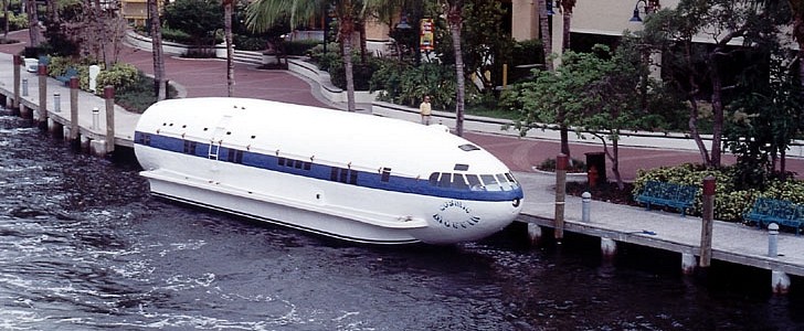 The Cosmic Muffin is Howard Hughes' custom Boeing 307 Stratonliner turned into a motoryacht