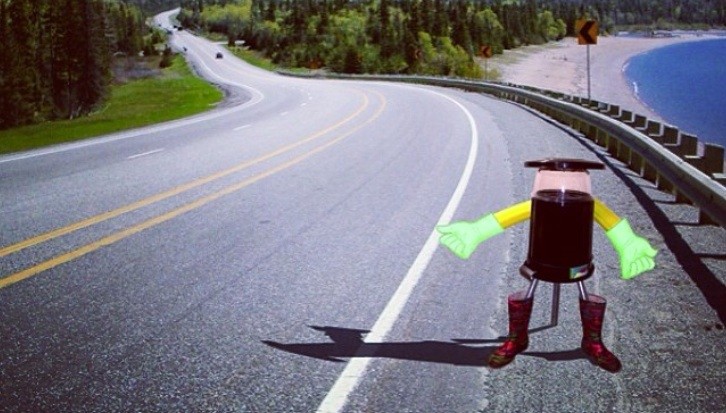hitchBOT the hitchhiking robot