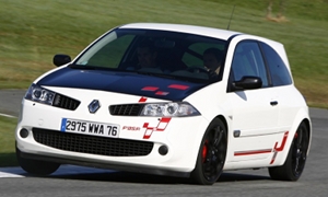 Megane R26.R Voted Sports Model of the Year 2008