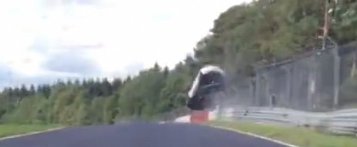 Megane RS Has Extreme Nurburgring Crash