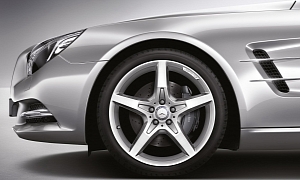Mercedes Adds New Accessories for 2013 R231 SL Roadster