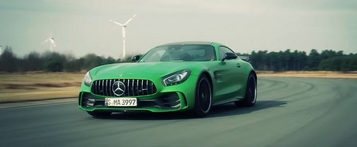 2017 Mercedes-AMG GT R on Contidrome