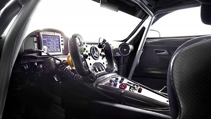 Mercedes-AMG GT3 Interior