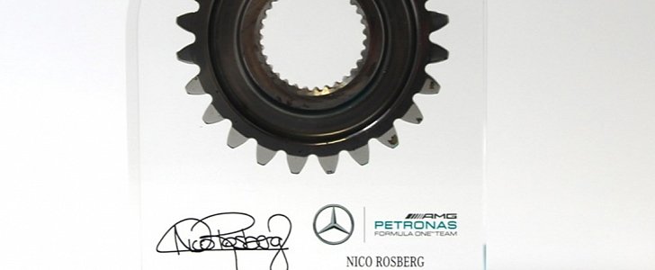 Nico Rosberg's gear in acrylic resin