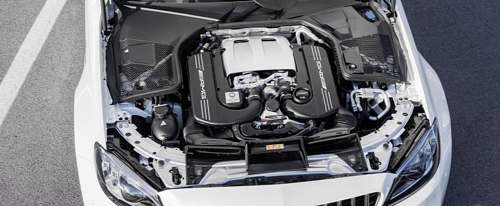 Mercedes-AMG V8 engine