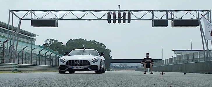 Mercedes-AMG GT Roadster vs. racing drone