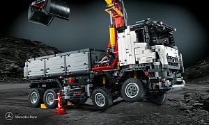 Mercedes-Benz Arocs 3245 Launched, It's a Lego Technic Truck Made of Almost 3,000 Pieces