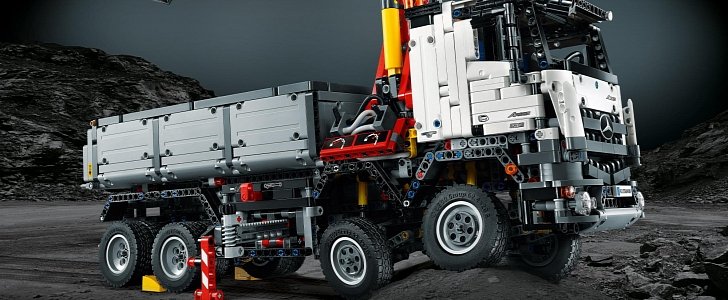 Lego Technic Mercedes-Benz Arocs