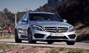 Mercedes-Benz C 400 4Matic Gets Reviewed by Autoblog
