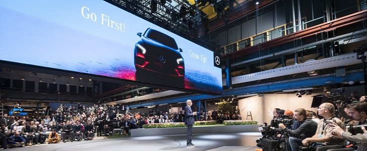 Mercedes-Benz pick OSK as global PR agency