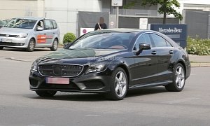 Mercedes-Benz CLS (C218) Facelift Spied With Negligible Camo