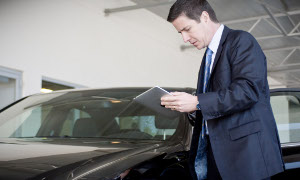 Mercedes-Benz Dealers Use Apple iPad