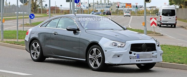 Mercedes-Benz E-Class Coupe Facelift Spied for the First Time