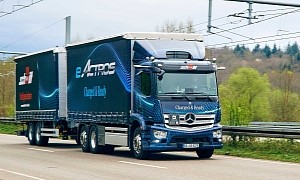 Mercedes-Benz eActros Now Approved as a Truck-and-Trailer Combo