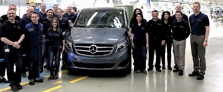 Mercedes-Benz 100,000th V-Class produced in Vitoria
