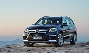 Mercedes-Benz Readying GL Coupe
