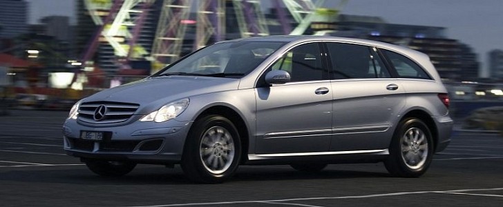 Mercedes-Benz issues recall in Australia