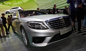 Mercedes-Benz S 63 AMG Debuts at Frankfurt <span>· Live Photos</span>