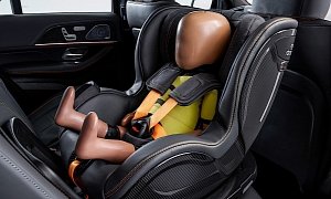Mercedes-Benz Shows Networked Child Seat with Life Signs Monitor