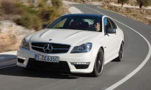 Mercedes C 63 AMG Coupe Official Details and Photos