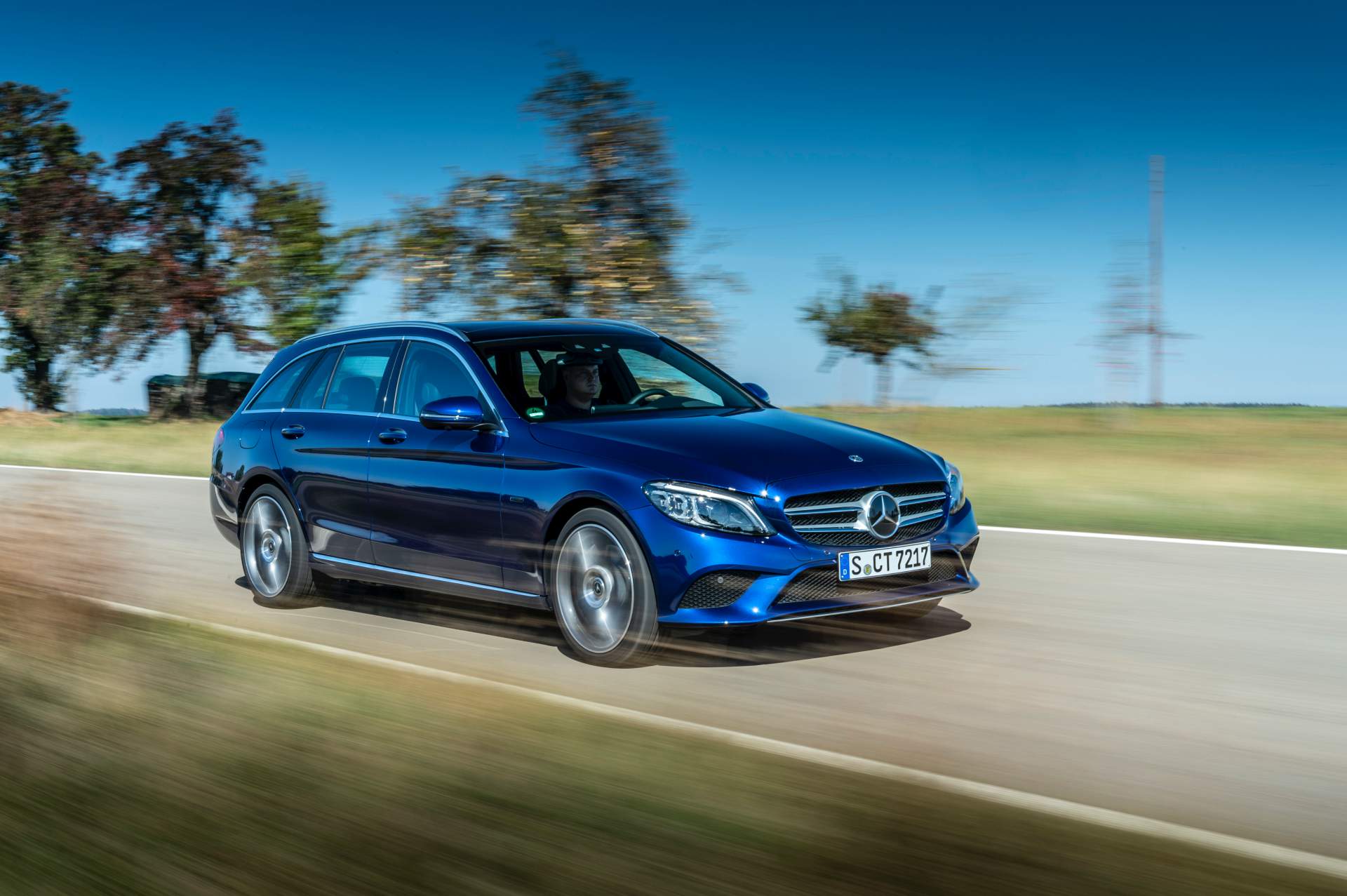 Mercedes-Benz C 300 de is a Diesel PHEV With 306 HP and 700 of autoevolution
