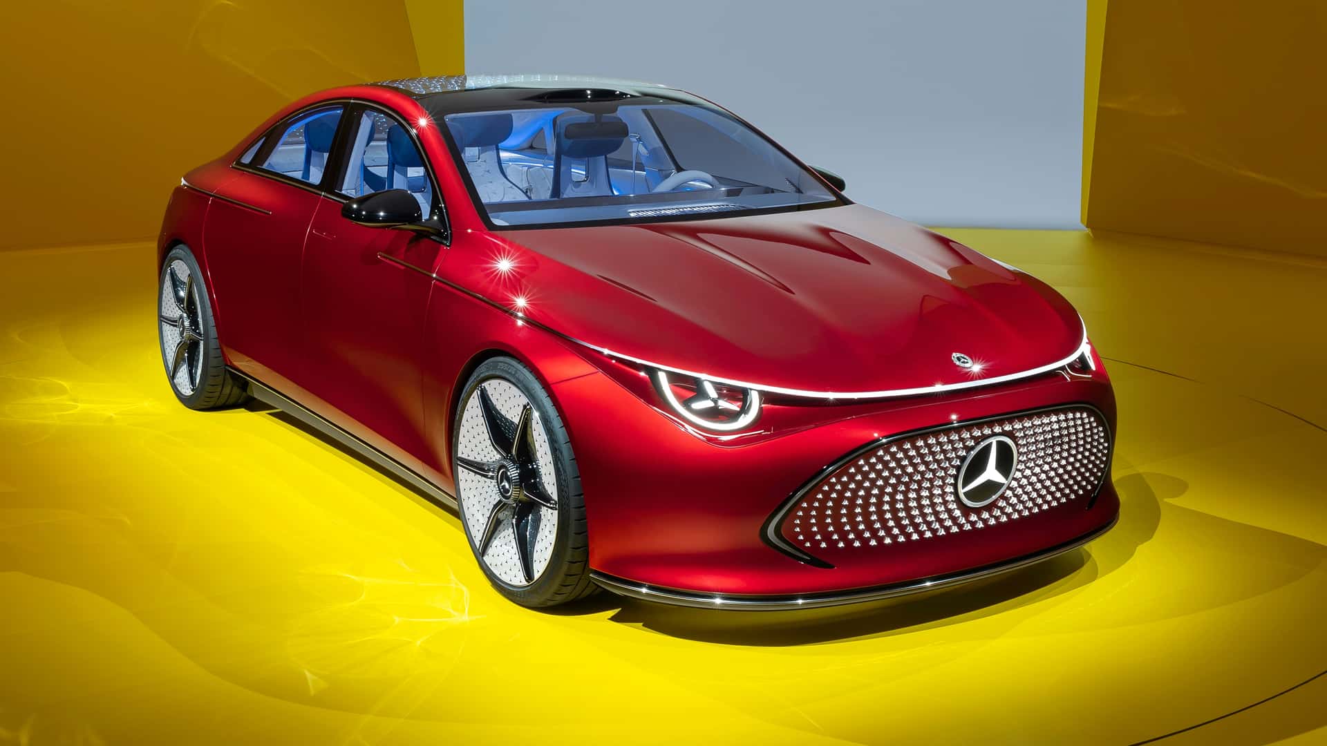 Mercedes-Benz CLA Concept Debuts With Star-Studded Front End and Roof, Plus  466-Mile Range - autoevolution