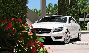 Mercedes CLS63 AMG with Ceramic Brakes on ADV.1 Wheels