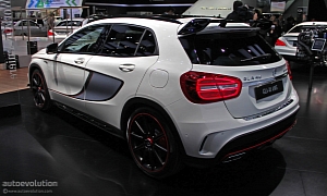 Mercedes GLA 45 AMG Is the Sportiest Crossover in Detroit <span>· Live Photos</span>