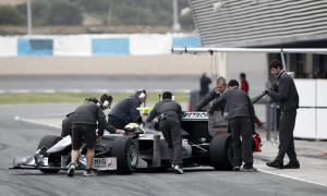 Mercedes GP Design New Front Jack for Quicker Pit Stops