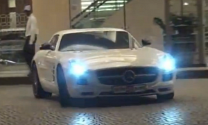 Mercedes SLS AMG Awesome Exhaust Note