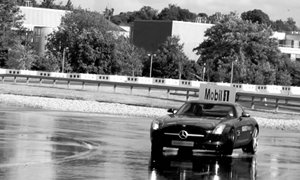 Mercedes SLS AMG Drifting Video Released