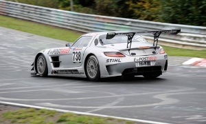 Mercedes SLS AMG GT3 Crashes at Racetrack Premiere