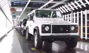 Mesmerizing Land Rover Defender Assembly Line, the Last of Them