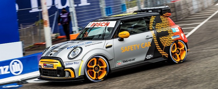 the MINI Electric Pacesetter inspired by JCW