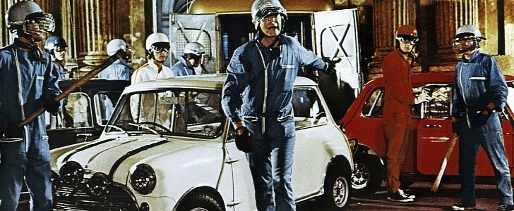 Michael Caine learned to drive on the set of the 1969 "The Italian Job"