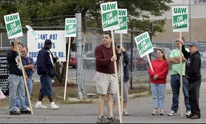 Michigan UAW Supporters Protest against Detroit 3 Wage Cut