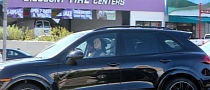 Miley Cyrus Spotted in Black Porsche Cayenne GTS