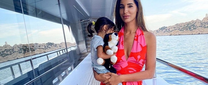 Nadia Zaal is one of the most influential Arab women, enjoying luxurious vacation with her family on board Asya